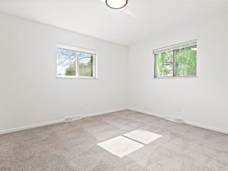 6389 Barton Road, North Olmsted, OH 44070 Photo 15