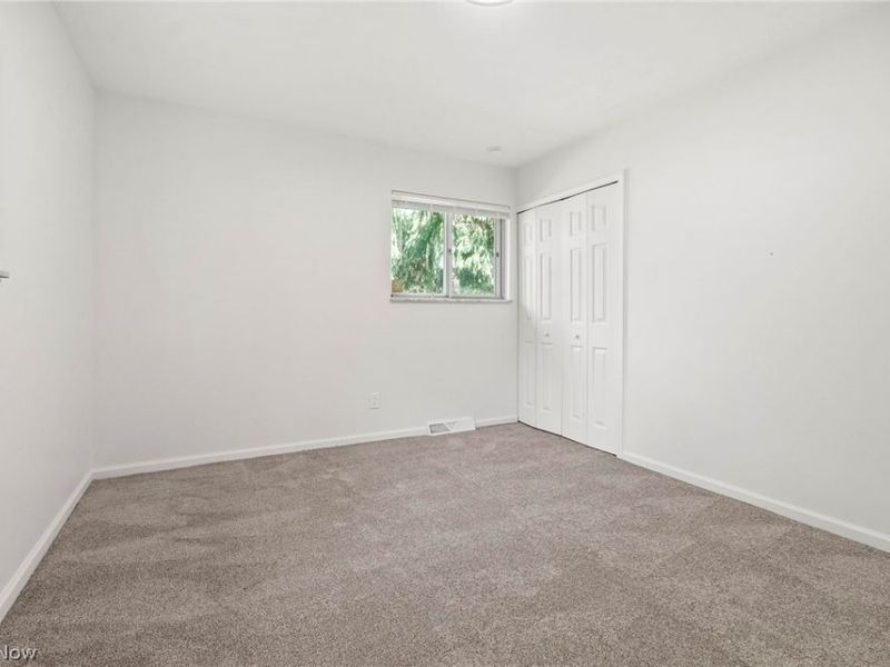 6389 Barton Road, North Olmsted, OH 44070 Photo 19