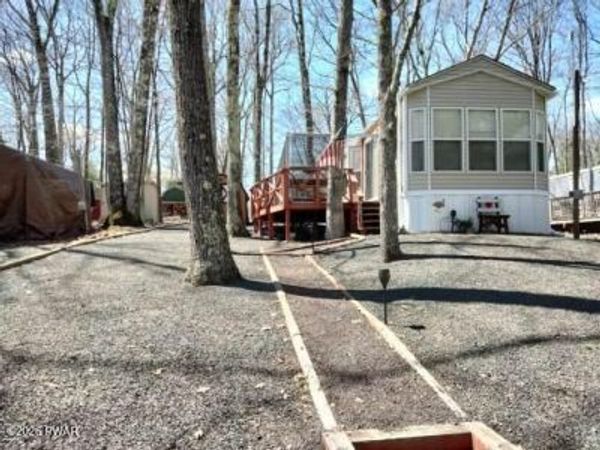 190 Forest Glen Drive , Milford, PA 18337