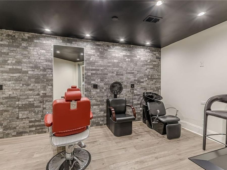 Property Image 136