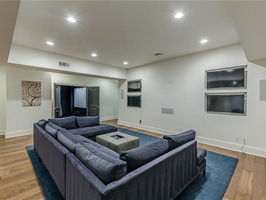 Property Image 141