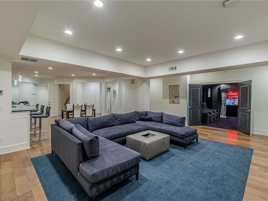 Property Image 142