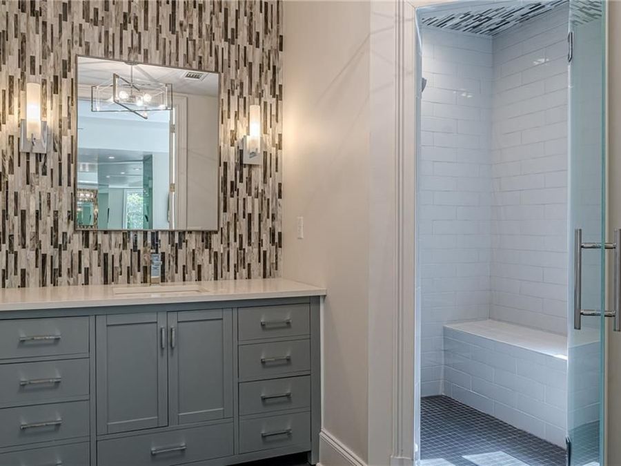 Property Image 156