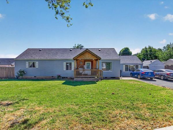 1965 Orchard Home Drive, Medford, OR 97501