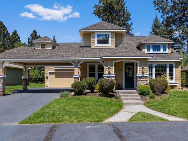 19307 Blue Lake Loop, Bend, OR 97702