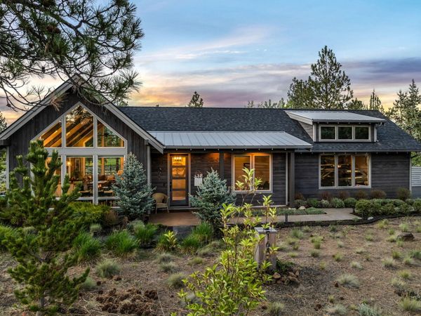 16472 Jordan Road, Sisters, OR 97759