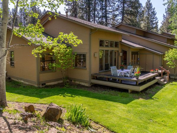 60555 Elkai Woods Drive, Unit 86, Bend, OR 97702