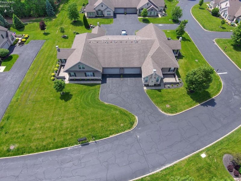3847 Coventry Lane, Huron, OH 44839 Photo 5