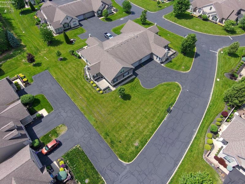 3847 Coventry Lane, Huron, OH 44839 Photo 6