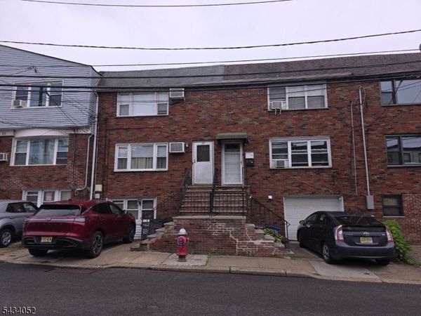 23 Alan Ter, Jersey, NJ 07306