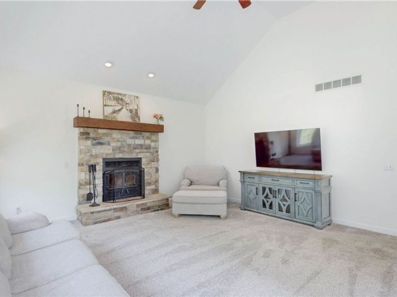 7880 Forest Valley Lane , Concord Township, OH 44077 Photo 3