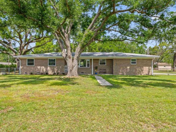 100 S Savannah St, Pensacola, FL 32503