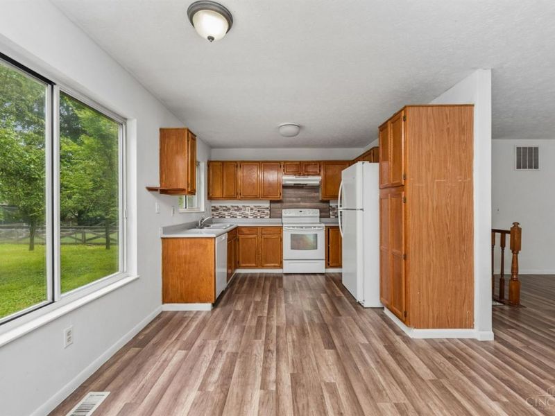 1178 Meadow Knoll Court, Union Twp, OH 45103 Photo 11