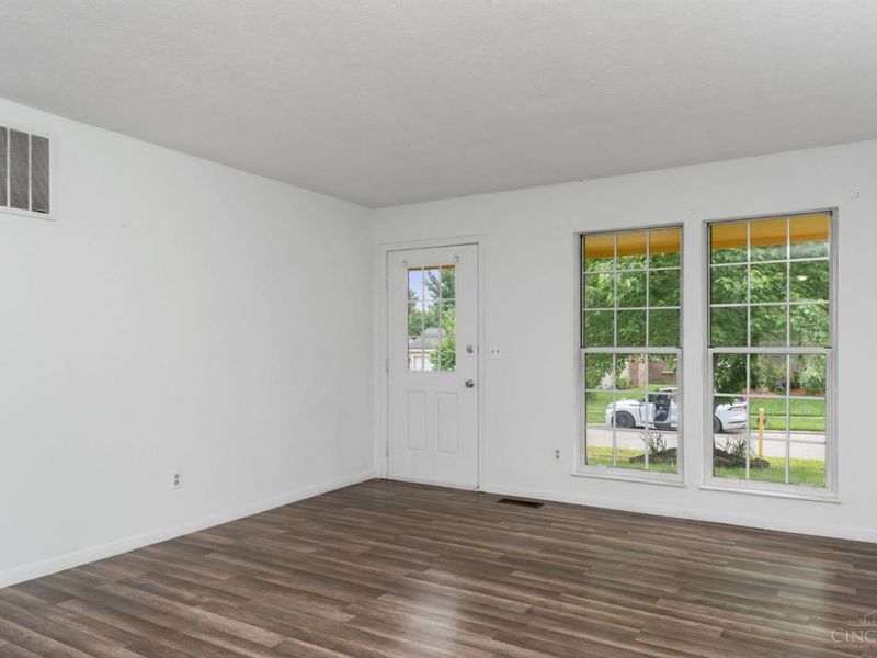 1178 Meadow Knoll Court, Union Twp, OH 45103 Photo 8