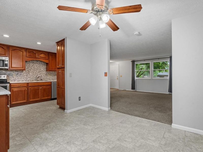 4241 Hanover Drive, Mason, OH 45040 Photo 11