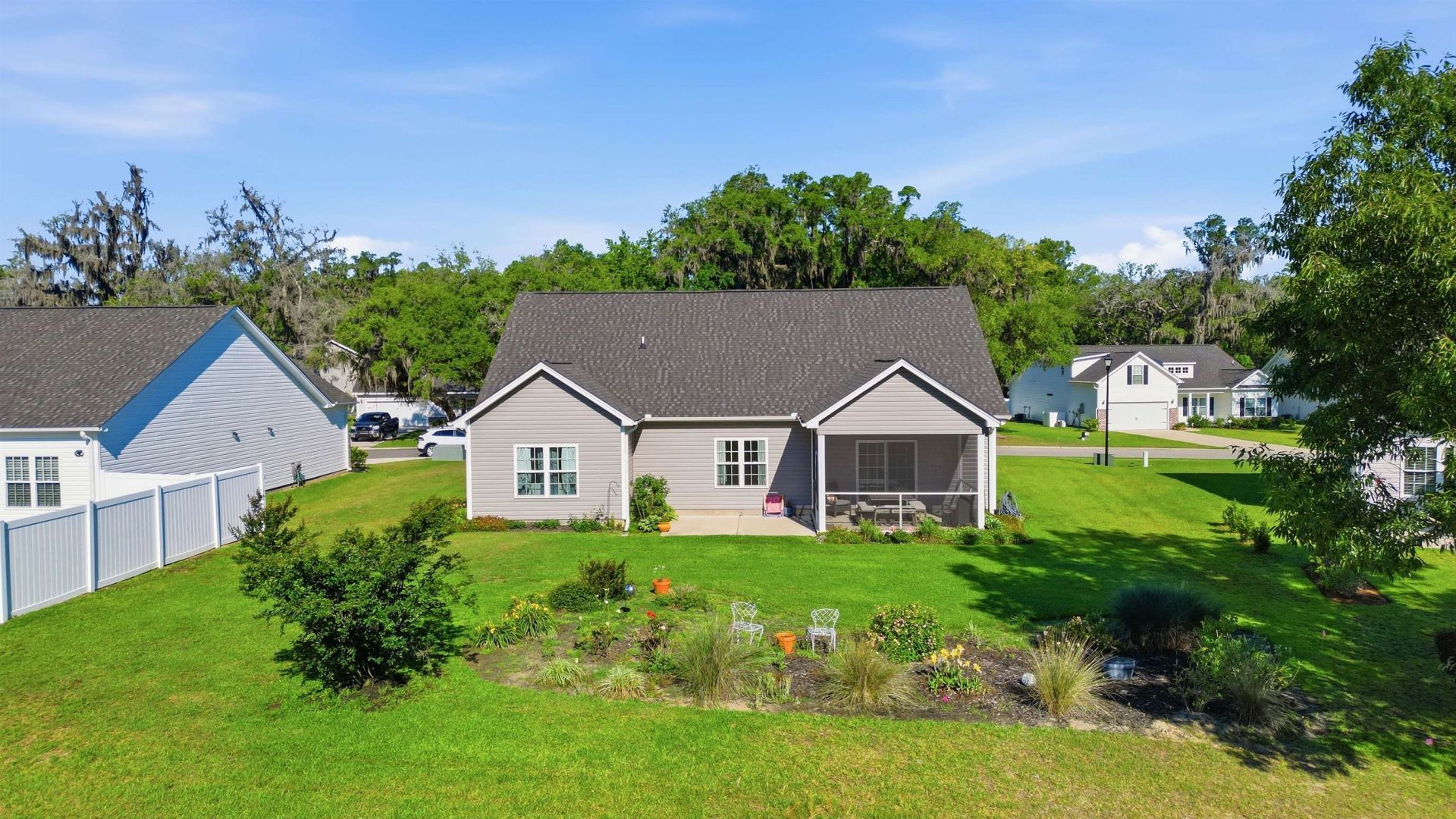 105 N Levee Dr.  Photo 22