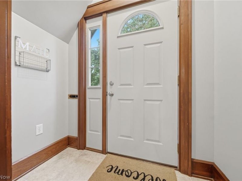 213 33rd Street NW, Canton, OH 44709 Photo 3