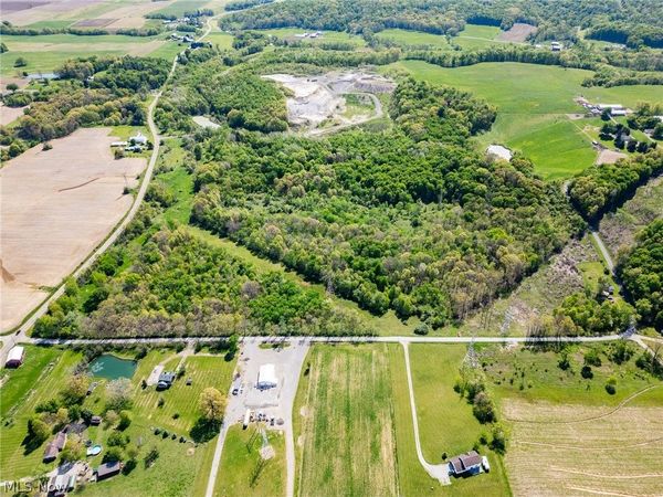 11154 Shetler Avenue SW, Bolivar, OH 44612