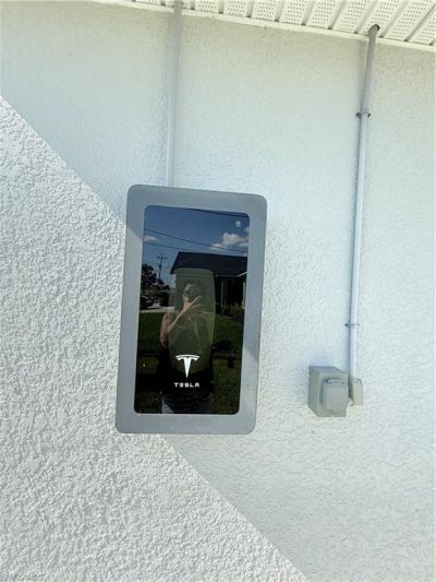 1405 Nelson Rd N, Cape Coral, FL 33993 Photo