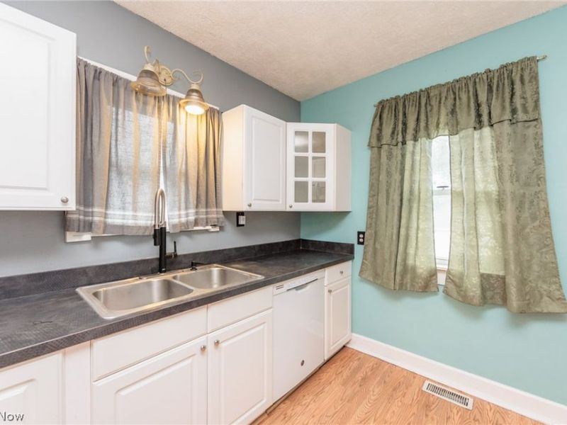 3878 W 133rd Street , Cleveland, OH 44111 Photo 10