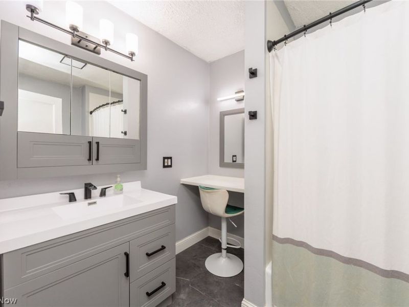 3878 W 133rd Street , Cleveland, OH 44111 Photo 11
