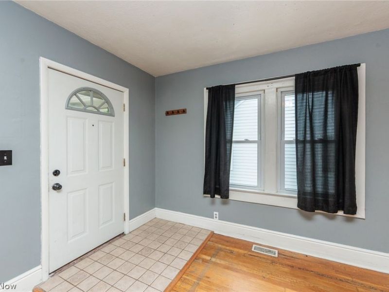 3878 W 133rd Street , Cleveland, OH 44111 Photo 15