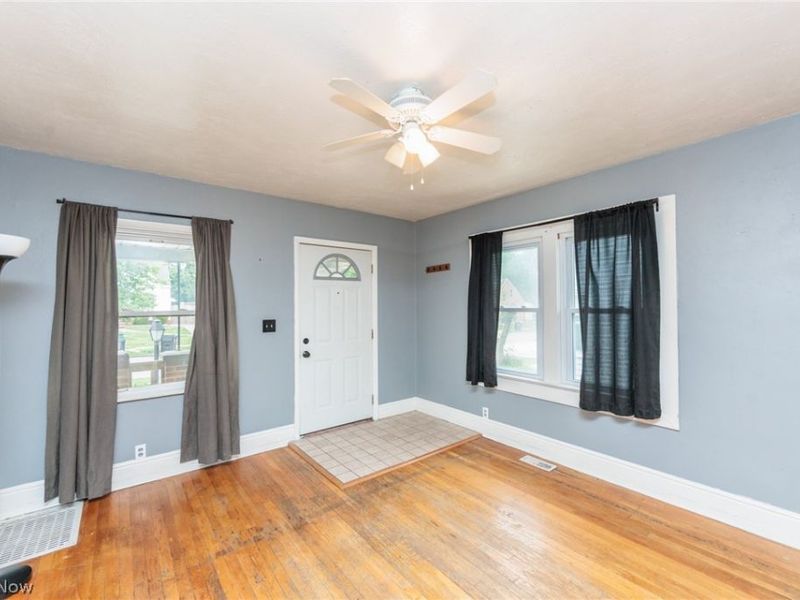 3878 W 133rd Street , Cleveland, OH 44111 Photo 16