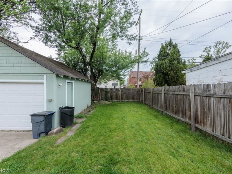 3878 W 133rd Street , Cleveland, OH 44111 Photo 49