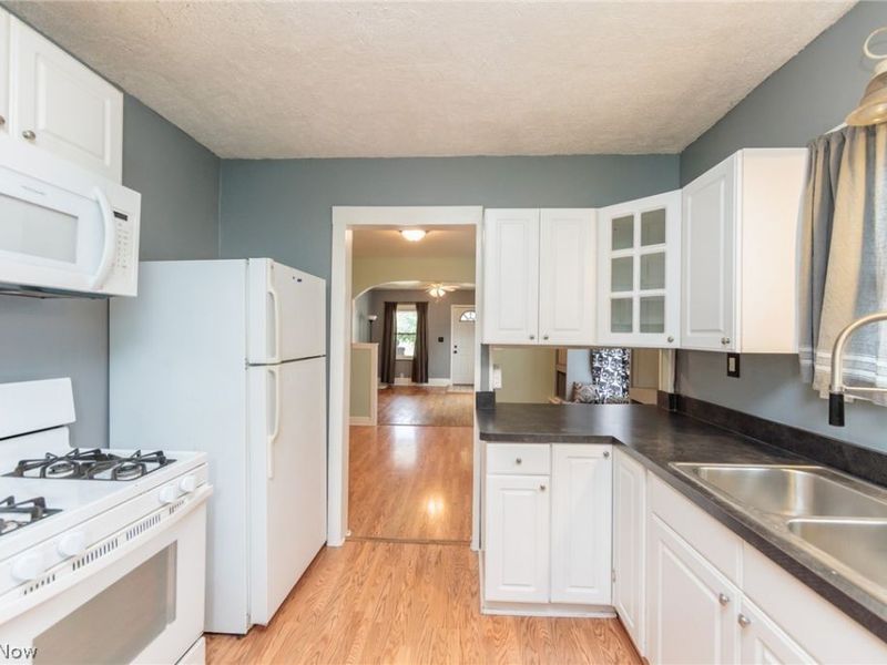 3878 W 133rd Street , Cleveland, OH 44111 Photo 5