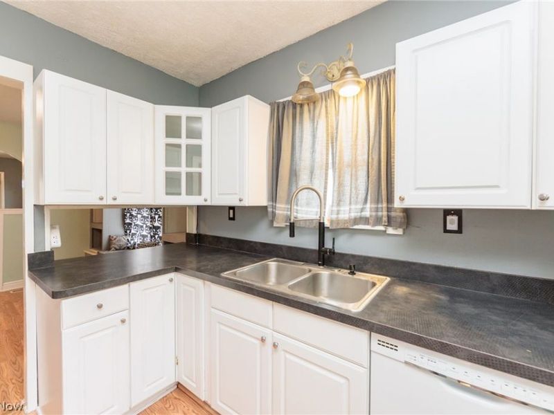 3878 W 133rd Street , Cleveland, OH 44111 Photo 8