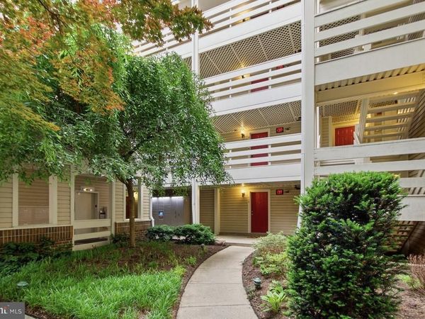 240 S REYNOLDS STREET , Unit 212, ALEXANDRIA, VA 22304