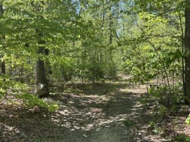 DAVIS LANE , ARODA, VA 22709