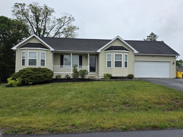 412 FORD CIRCLE, INWOOD, WV 25428