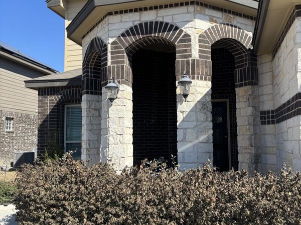 15206 Comanche Gard, San Antonio, TX 78233
