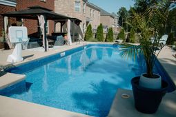 1244 Ashland Drive photo 4