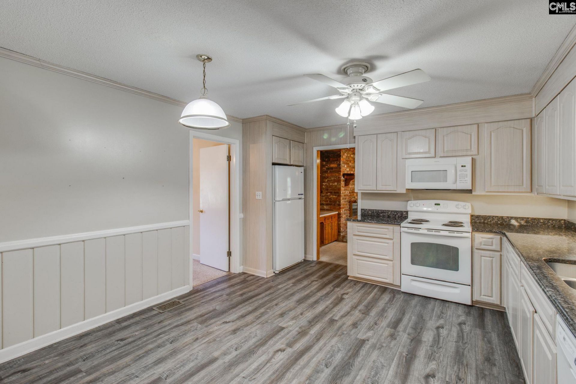 9505 Puritan Road  Photo 11