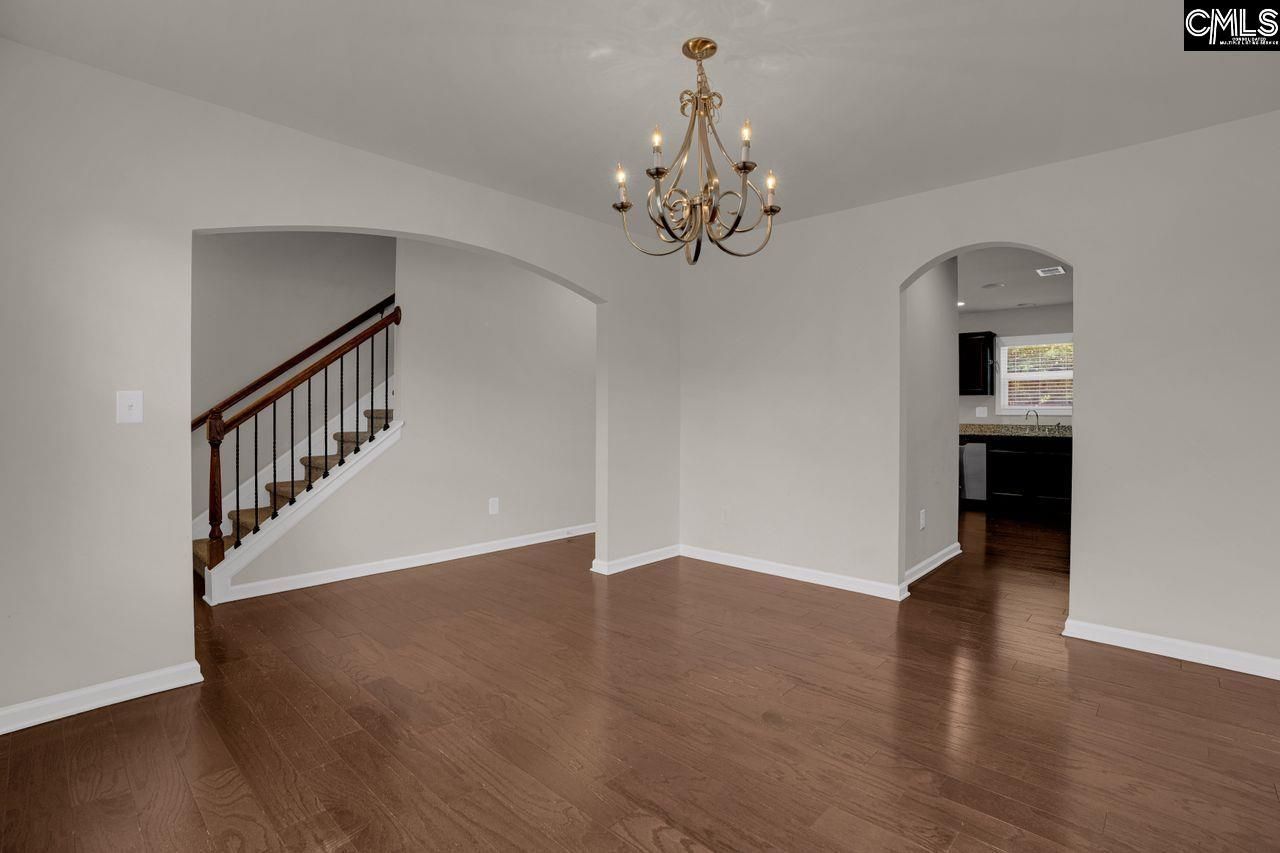 316 Finch Lane  Photo 4
