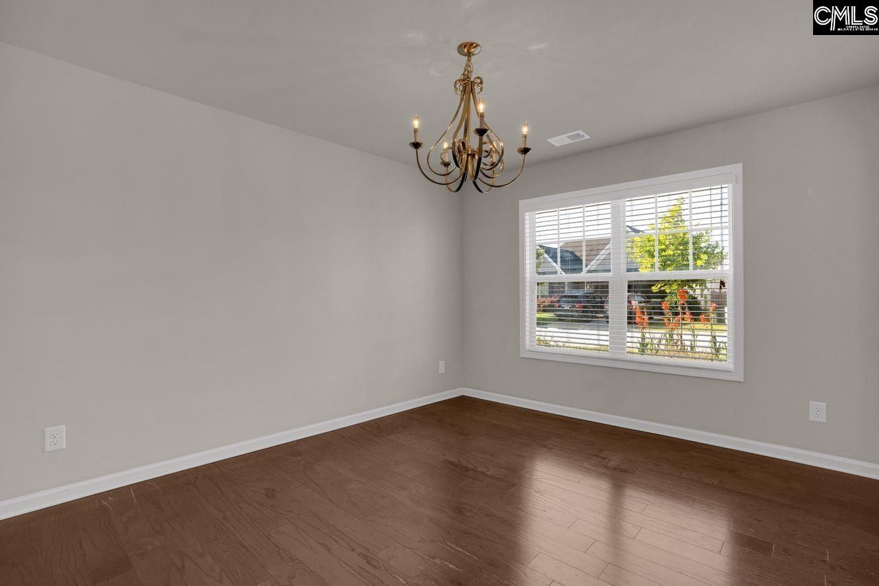 316 Finch Lane  Photo 5