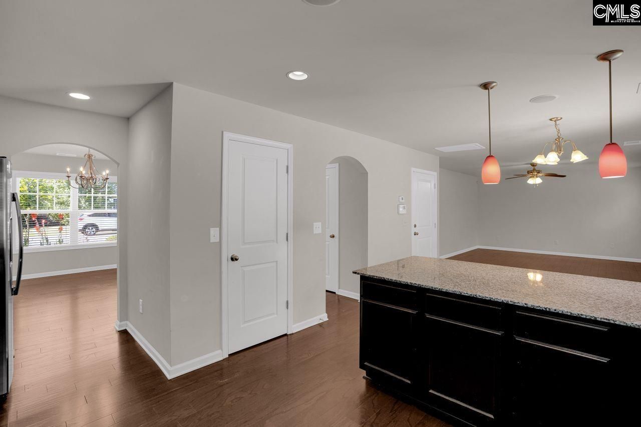 316 Finch Lane  Photo 8