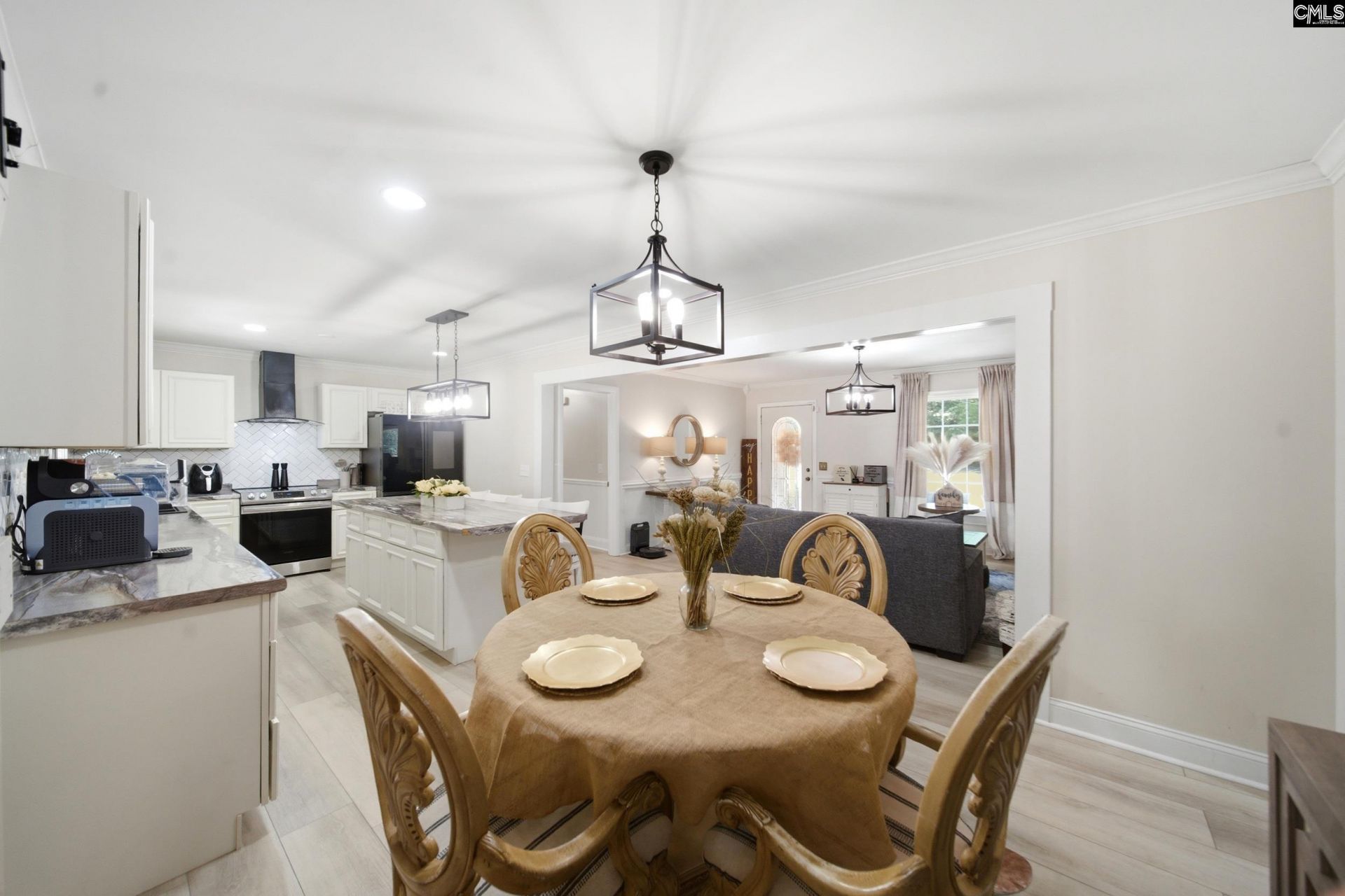 647 Delverton Road  Photo 14