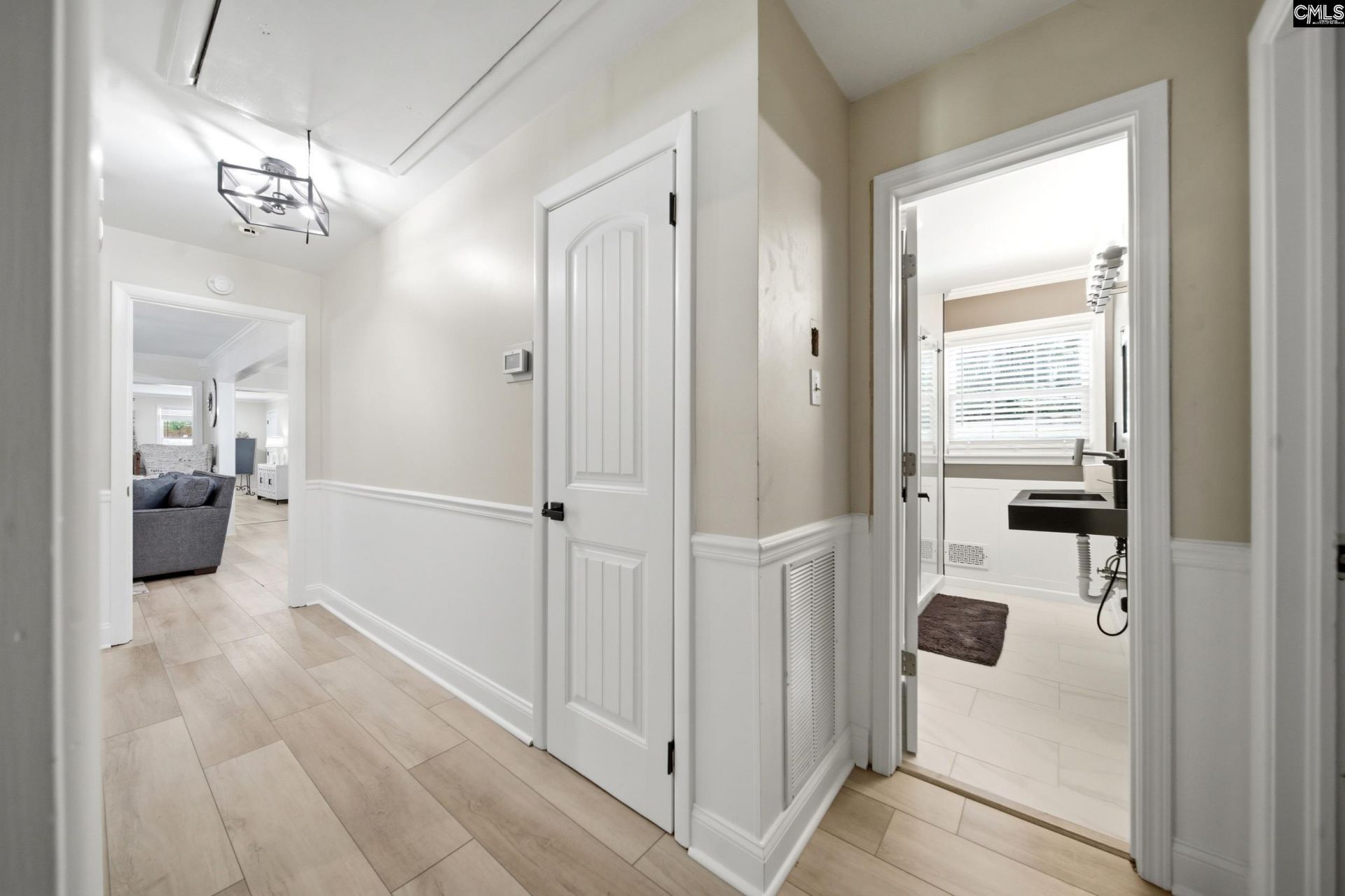 647 Delverton Road  Photo 19