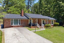 647 Delverton Road  photo 4