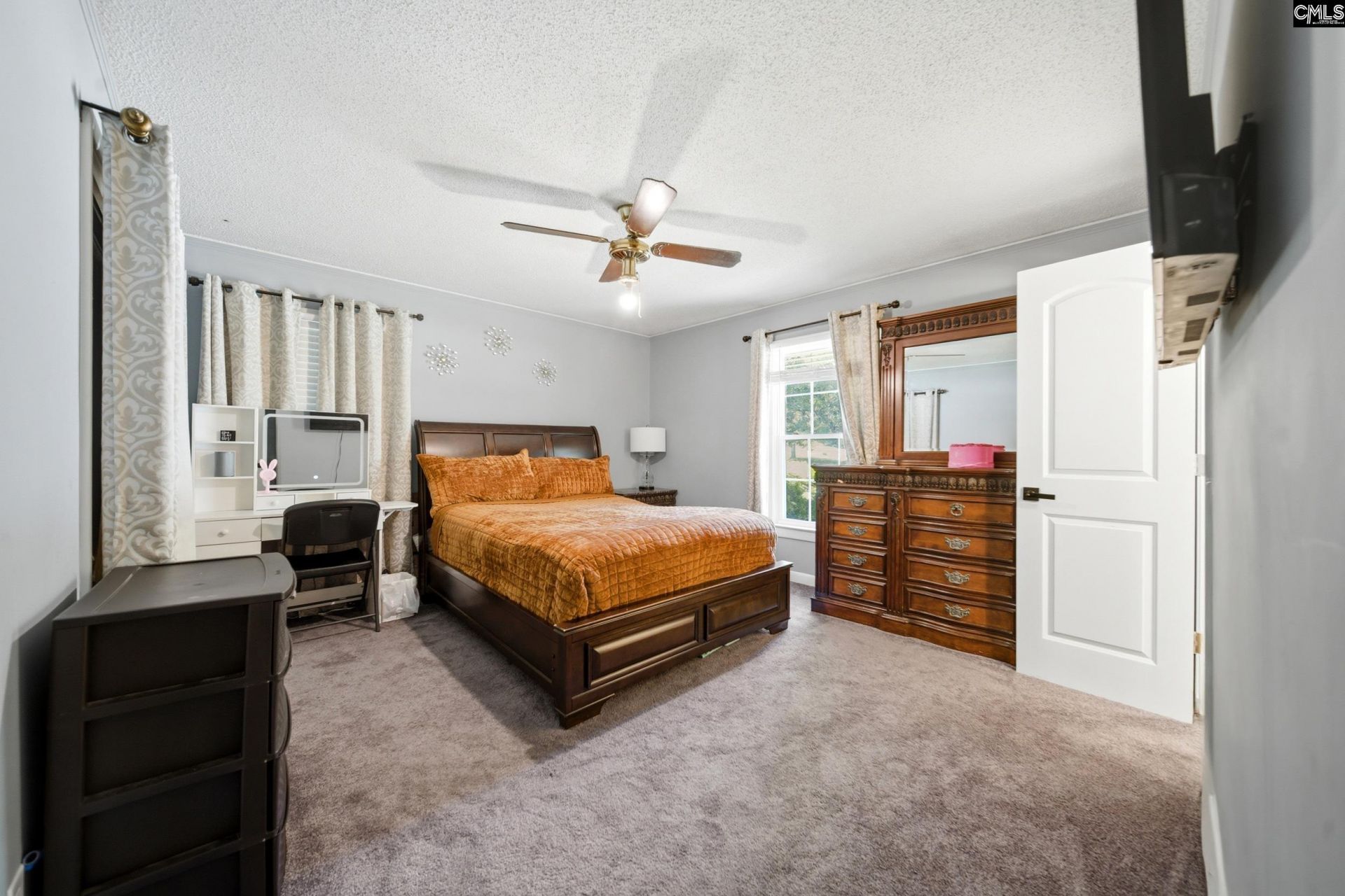 647 Delverton Road  Photo 20