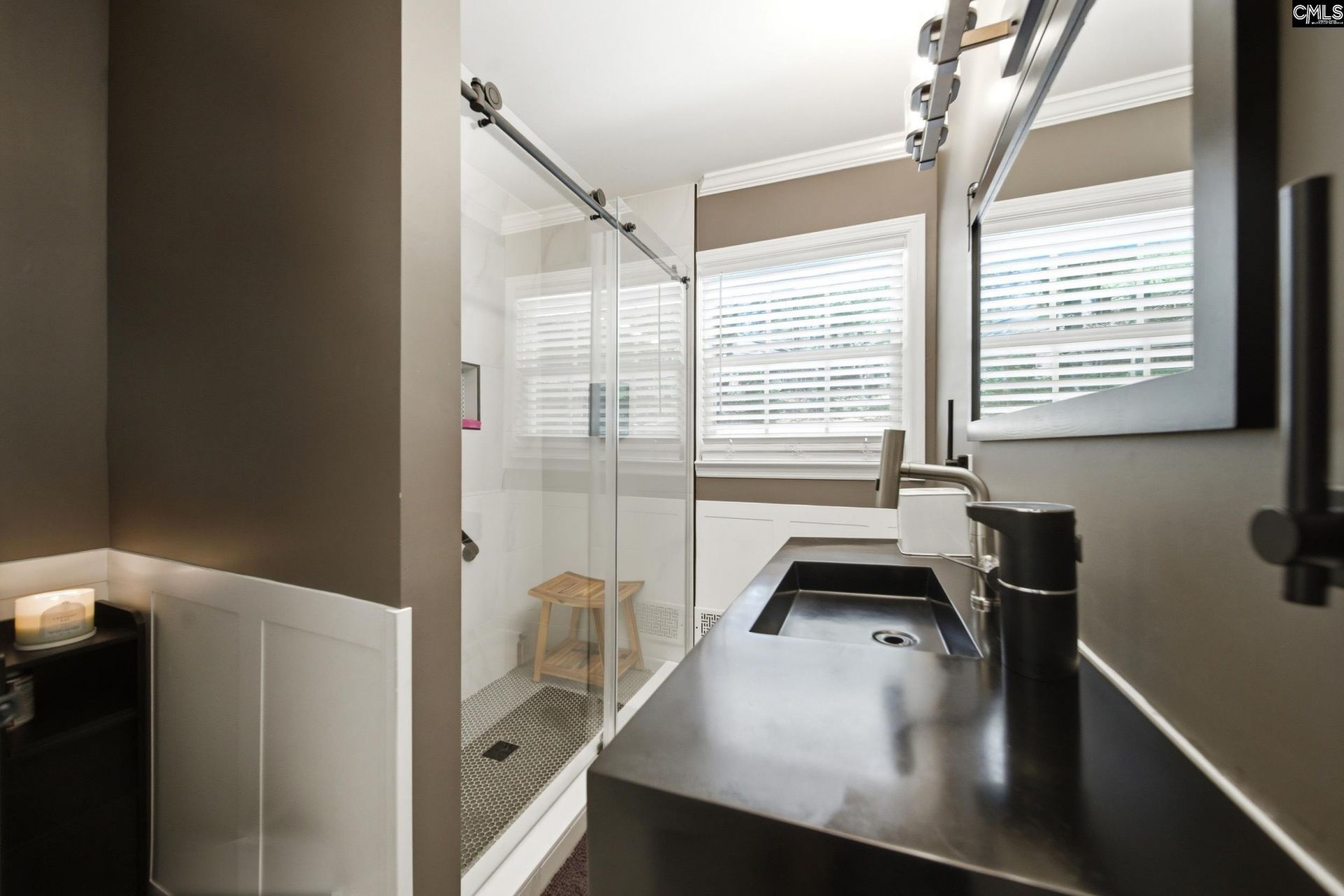 647 Delverton Road  Photo 23