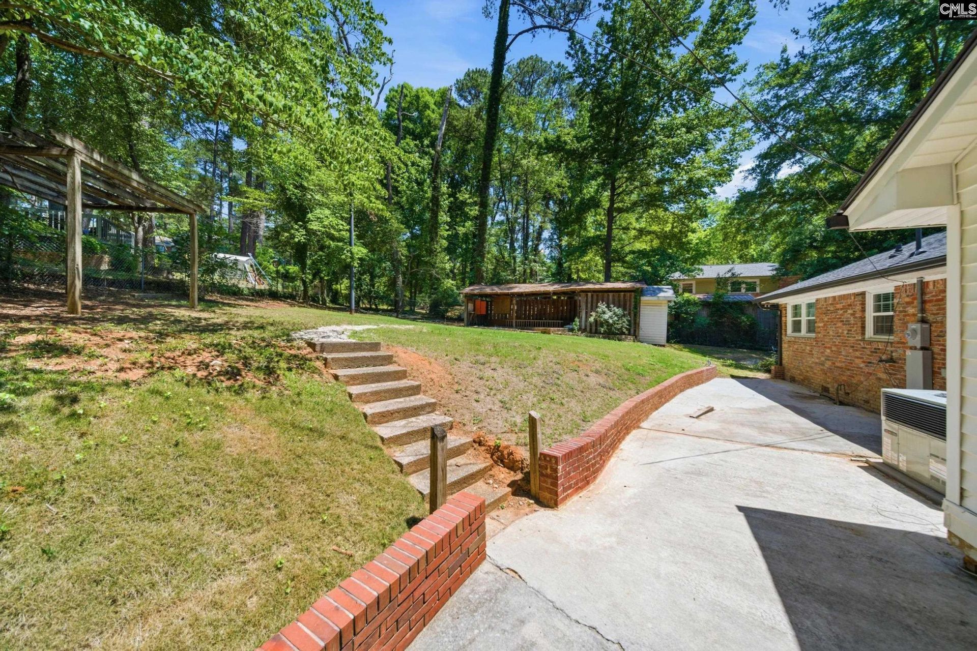 647 Delverton Road  Photo 24