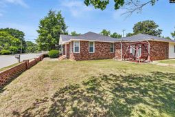 116 W Moultrie St Street  photo 4