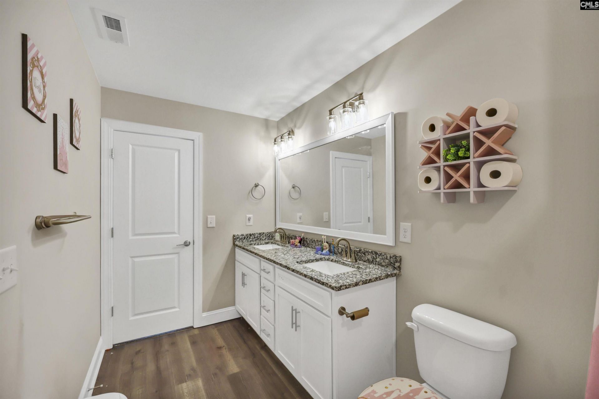 204 Sapphire Gem Lane  Photo 34