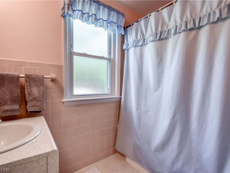 1785 Idlehurst Drive, Euclid, OH 44117 Photo 22