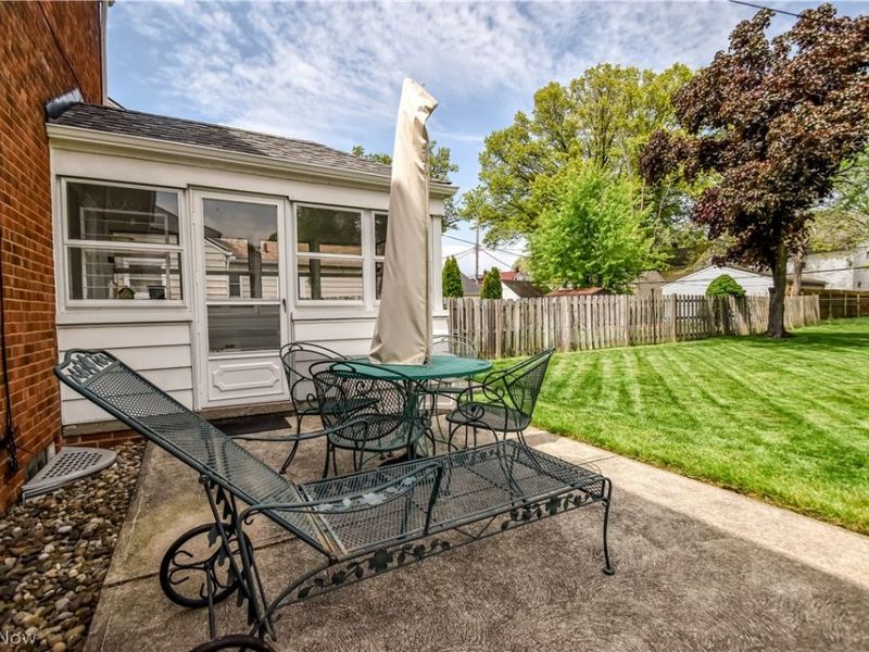 1785 Idlehurst Drive, Euclid, OH 44117 Photo 8