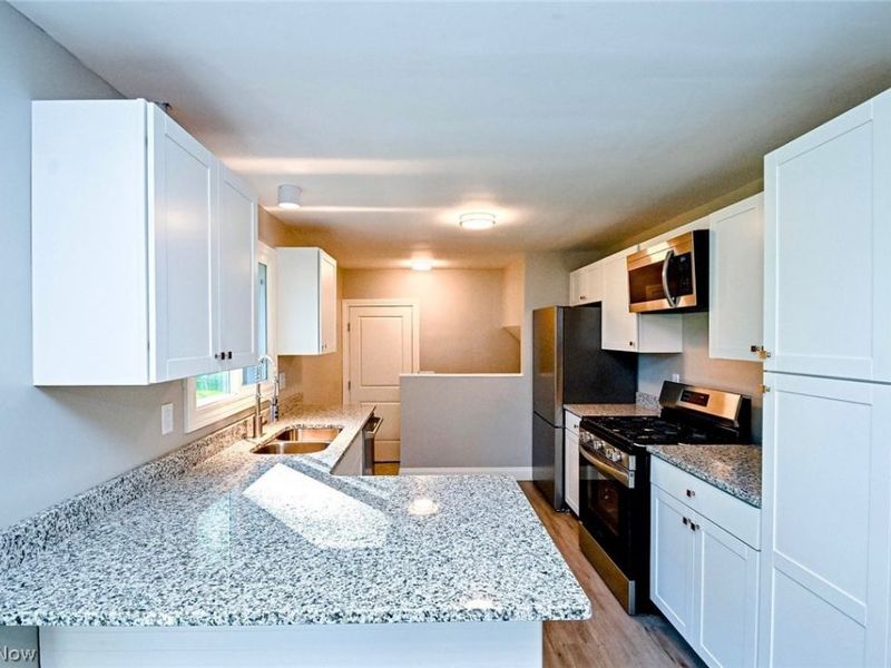7900 Stuhldreher Street NW, Massillon, OH 44646 Photo 9